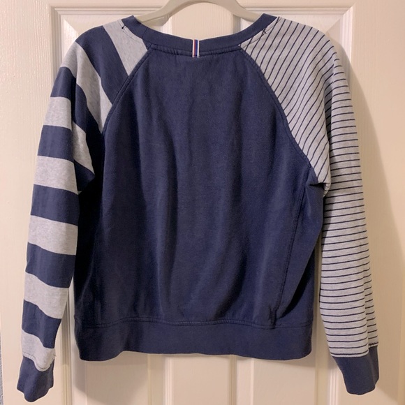Champion sweatshirt size small - Picture 2 of 6